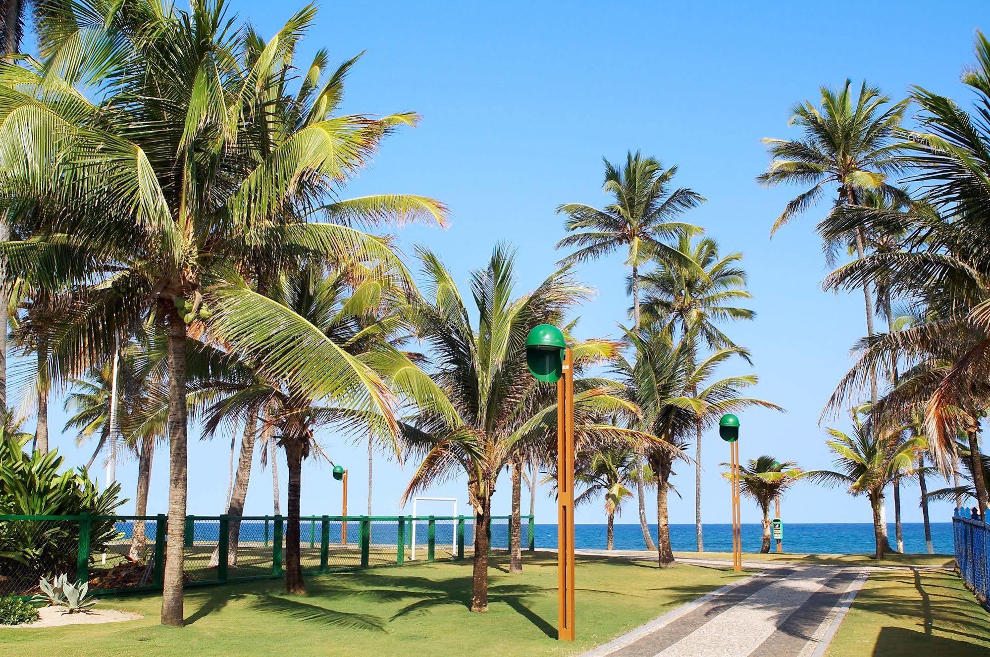 Malibu Plaza Hotel Lauro de Freitas Exterior foto